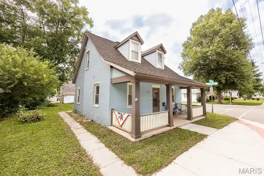 223 N Jefferson Street, Mascoutah, IL 62258 - #3
