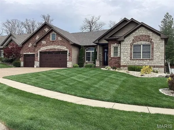 528 Elm Creek Drive, Wentzville, MO 63385