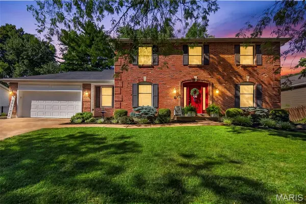 3636 Whispering Ridge Lane, St Louis, MO 63129