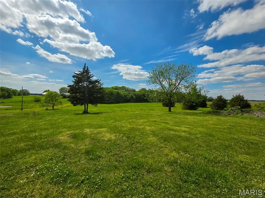 105 Roy Road, Vergennes, IL 62994 - #3