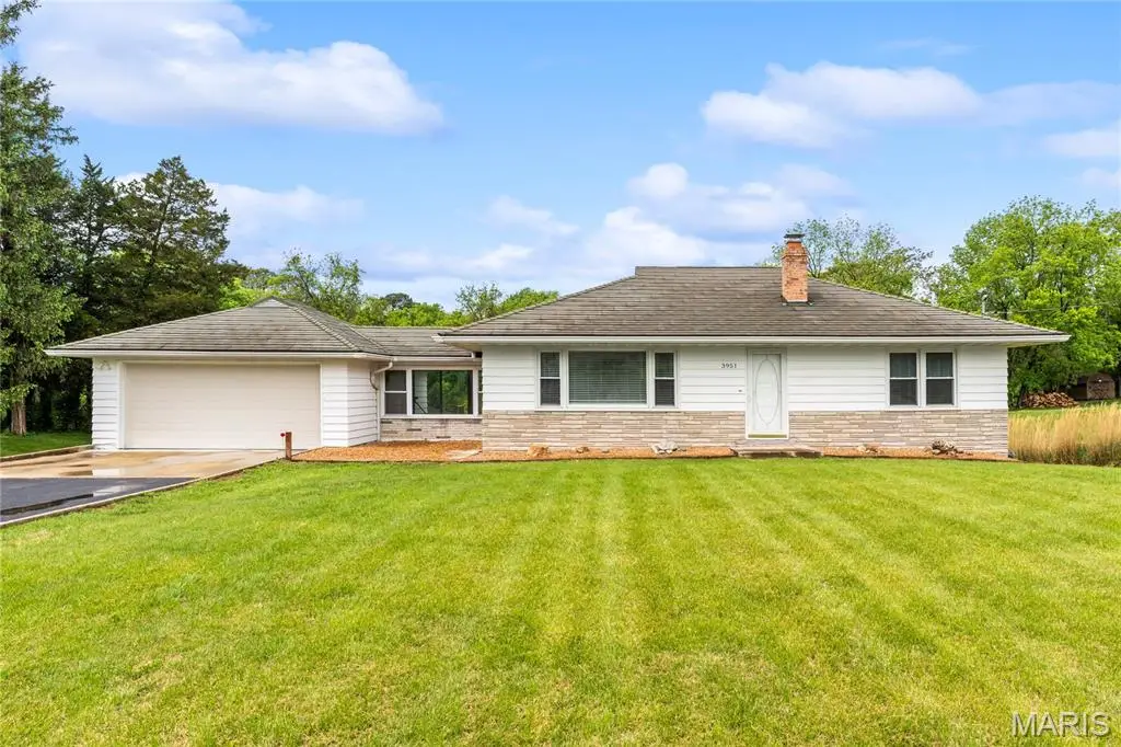 3951 Highland Road, Fairview Heights, IL 62208 - #1