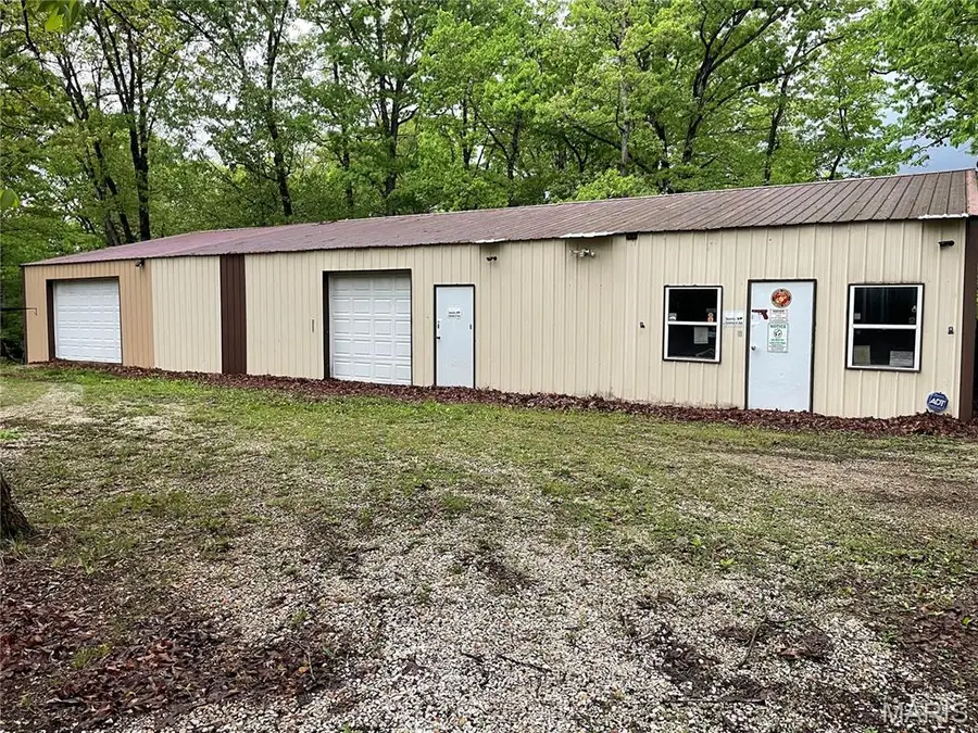 89 Zips Road, Hawk Point, MO 63349 - #3