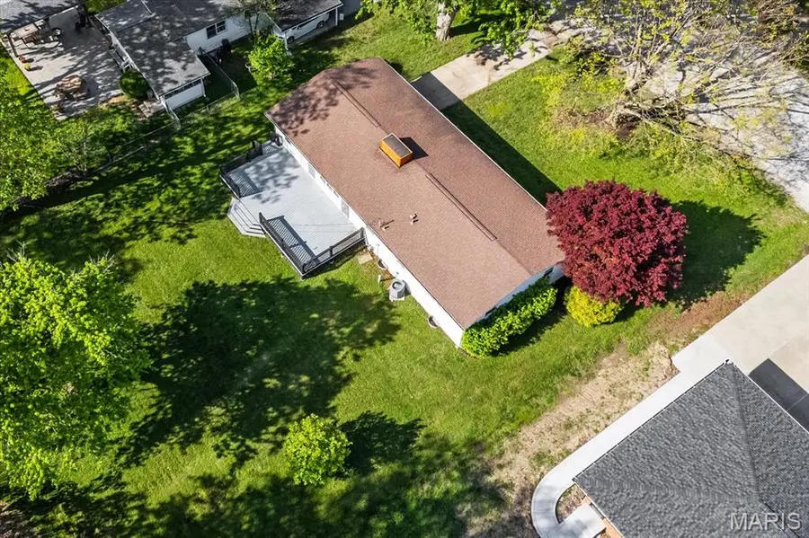 16 N 10th Street, New Baden, IL 62265 - #2