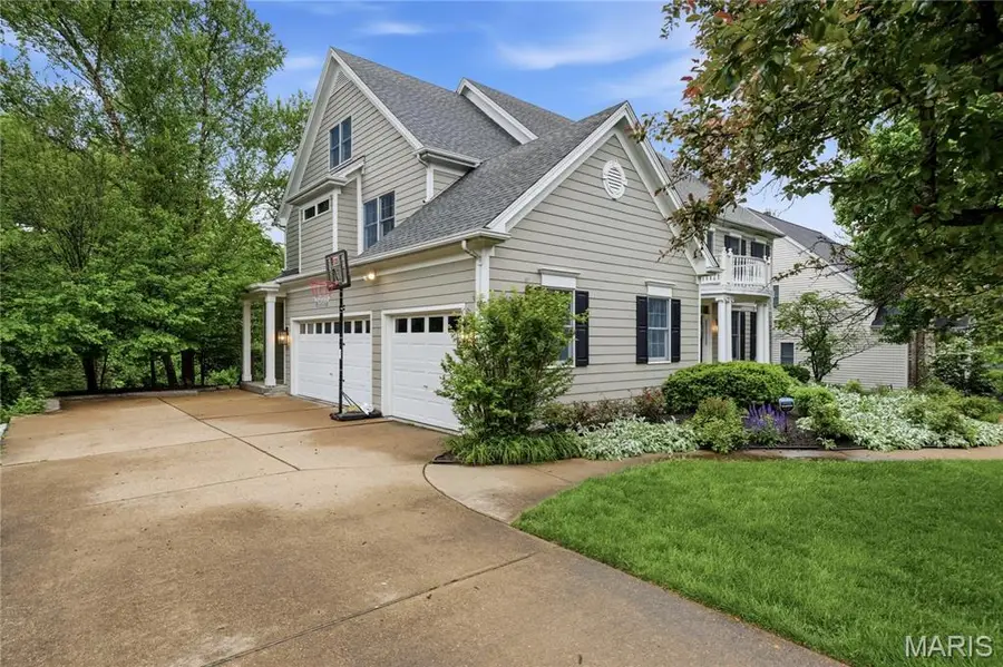 7 Flynn Forest Lane, Glendale, MO 63122 - #3