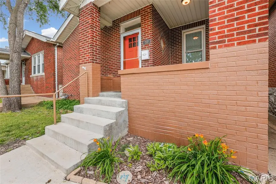 4435 Itaska Street, Saint Louis, MO 63116 - #3