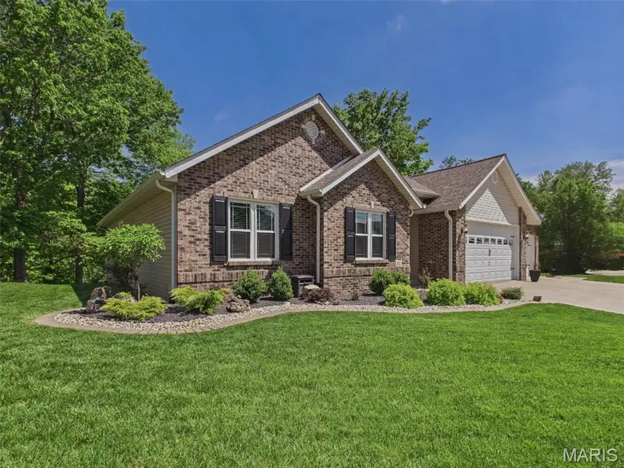 1810 Butler Boulevard, Edwardsville, IL 62025 - #2