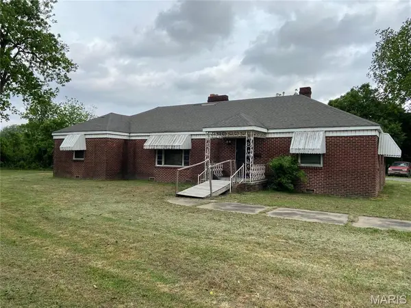 803 N Walnut, Steele, MO 63877