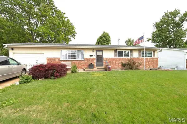 1370 Harkee Drive, Florissant, MO 63031