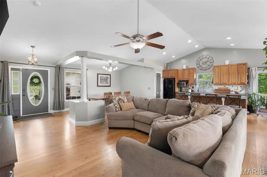 422 Lighthouse Court, Villa Ridge, MO 63089 - #3