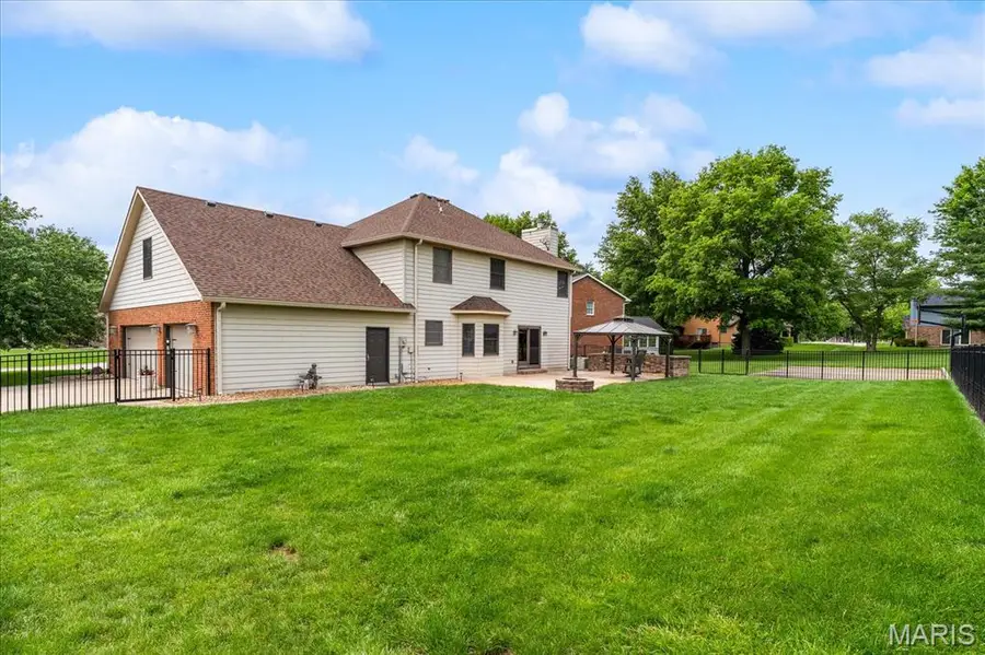 4 Red Cedar Court, Belleville, IL 62220 - #2