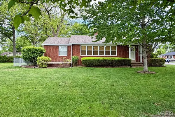 402 N 6th Street, Mascoutah, IL 62258