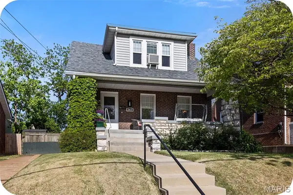 2031 Bellevue Avenue, Maplewood, MO 63143