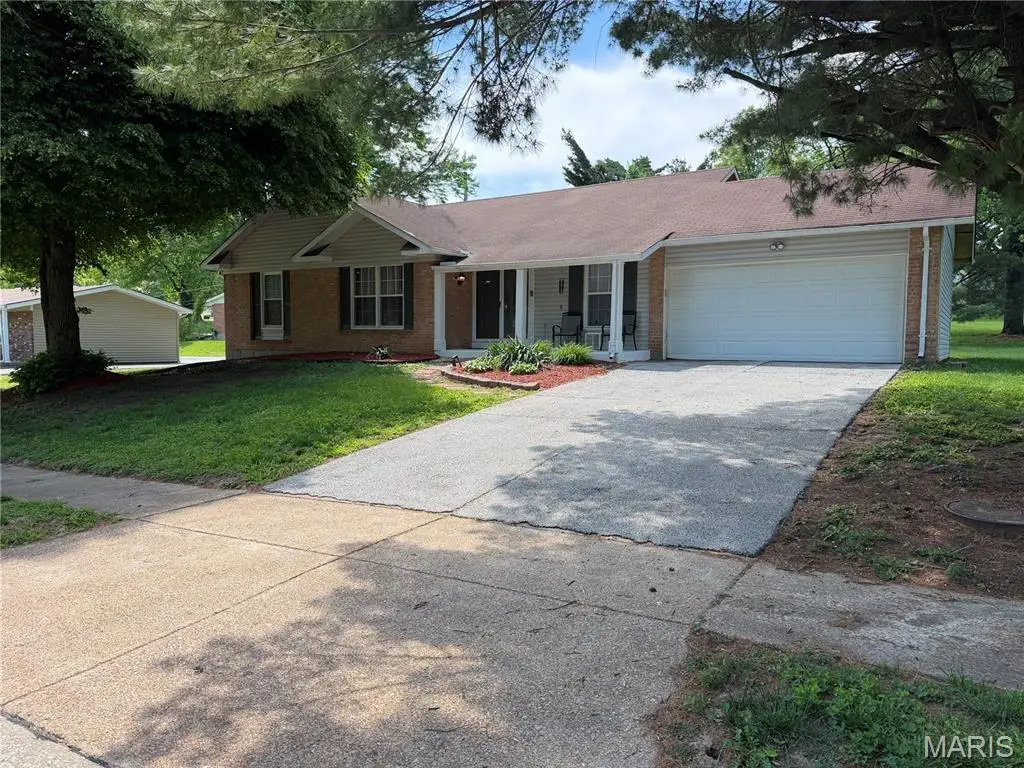 12455 Rocket Drive, Florissant, MO 63033 - #1