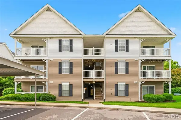 1202 Spring Creek Lane, O'Fallon, MO 63368