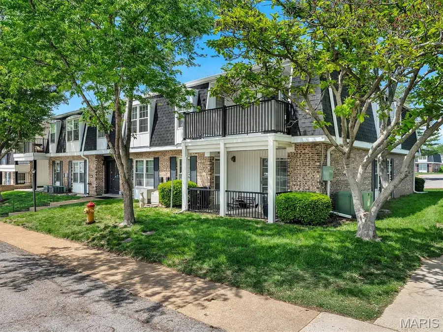 1673 Herault Place #H, Saint Louis, MO 63125 - #3