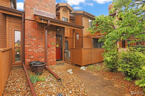 224 Hemingway Lane #C, Weldon Spring, MO 63304