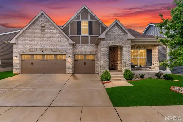 16920 Red Dragon Place, Wildwood, MO 63011