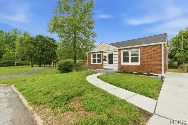 4615 Hatz Street, Saint Louis, MO 63121 - #2