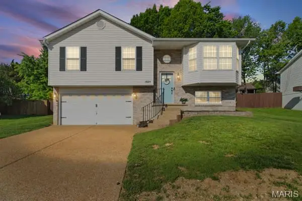 1925 Iditarod Trail, Festus, MO 63028