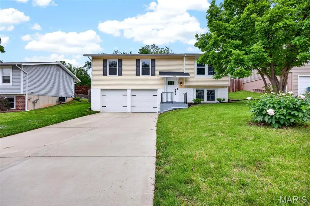 6 Oak Forest Drive, Saint Peters, MO 63376 - #1