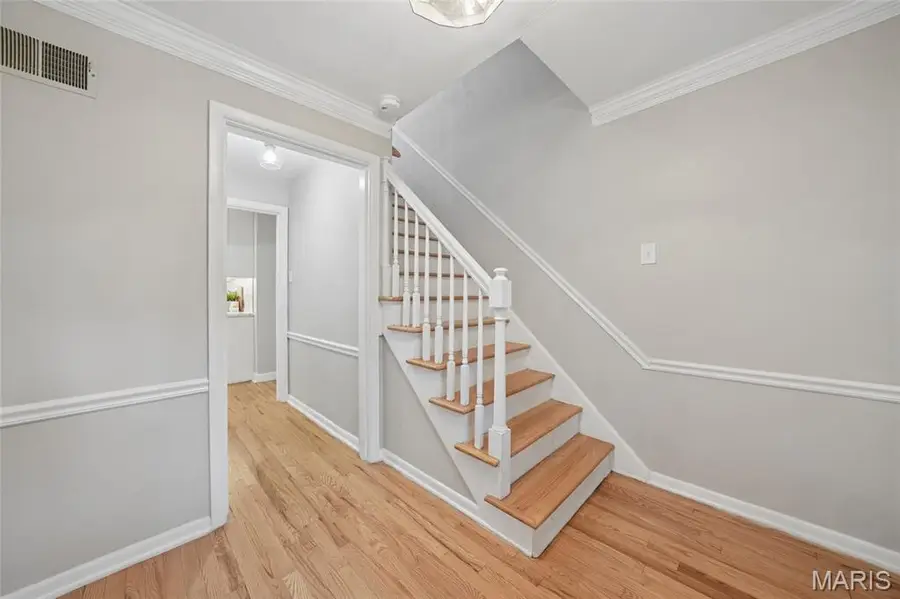 9366 White Avenue, Brentwood, MO 63144 - #2