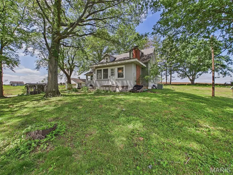 3941 Gun Club Road, New Athens, IL 62264 - #3