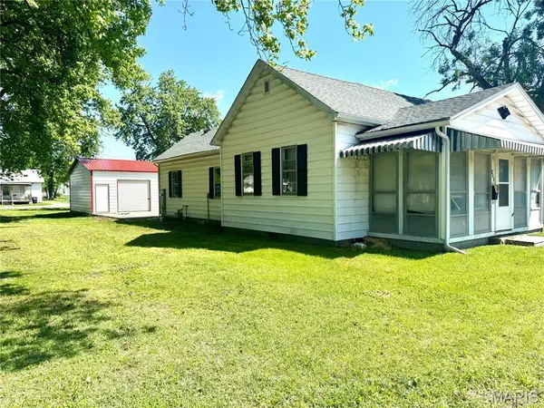123 W South Street, Litchfield, IL 62056