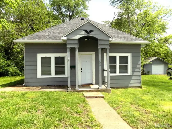 208 N Walnut Street, Rolla, MO 65401