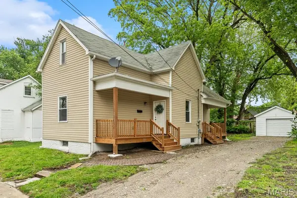 212 N 12th Street, Belleville, IL 62220