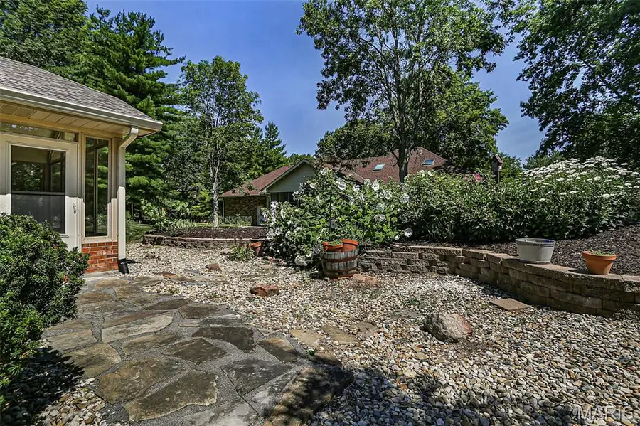 3 Pine Hollow Court, Edwardsville, IL 62025 - #3