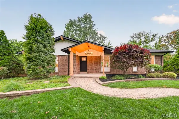 1115 Grand Prix Drive, St Charles, MO 63303