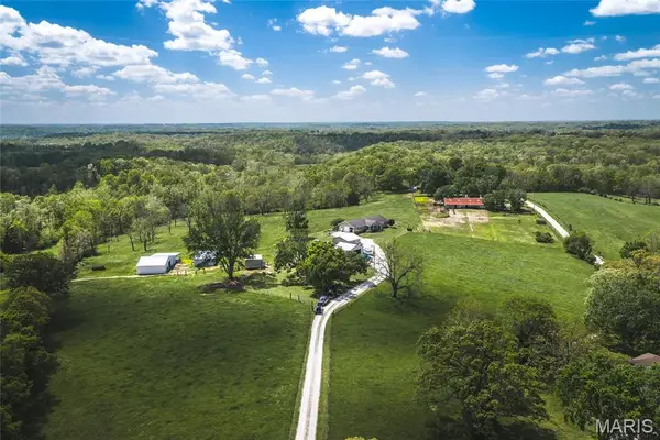 1560 Hinson Lane, St Clair, MO 63077