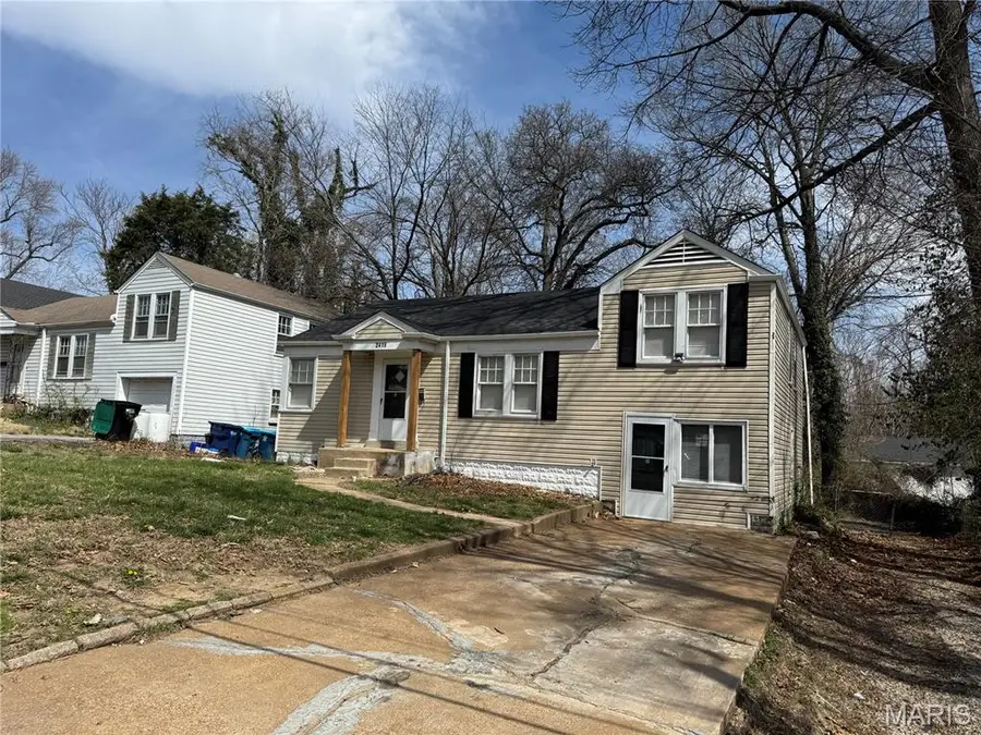 2419 Mary Avenue, Jennings, MO 63136 - #2