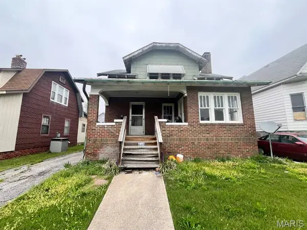 825 W Reed Street, Moberly, MO 65270