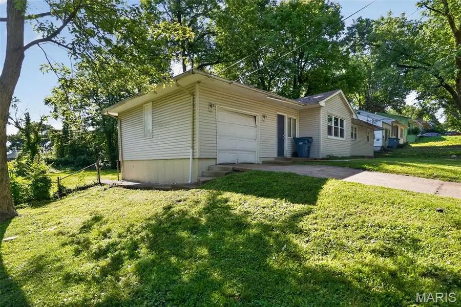6148 Dupree Avenue, Saint Louis, MO 63135 - #3