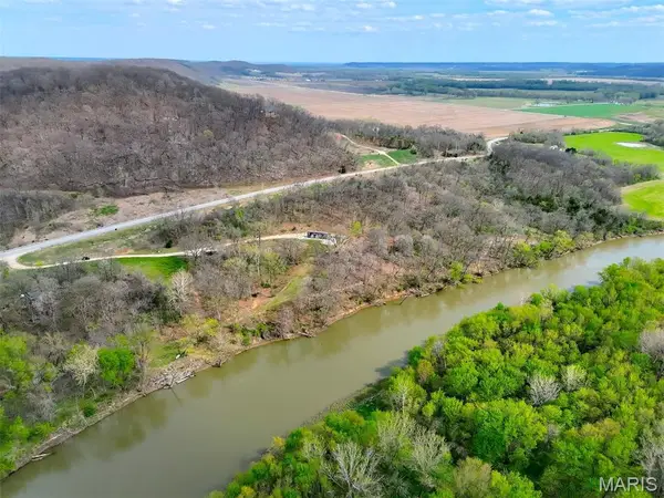 4078 Highway 79, Louisiana, MO 63353