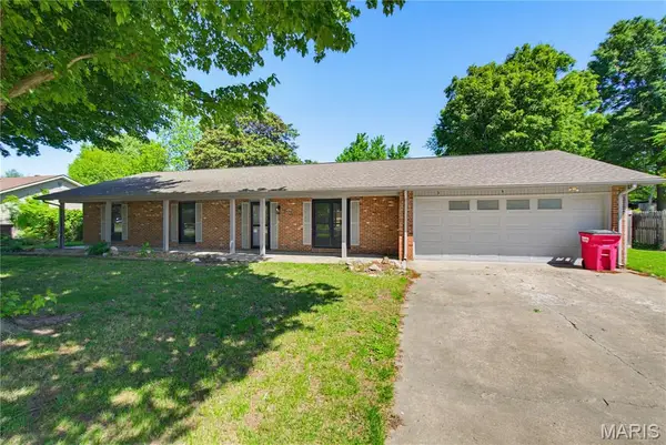 126 Bradley Drive, Sikeston, MO 63801