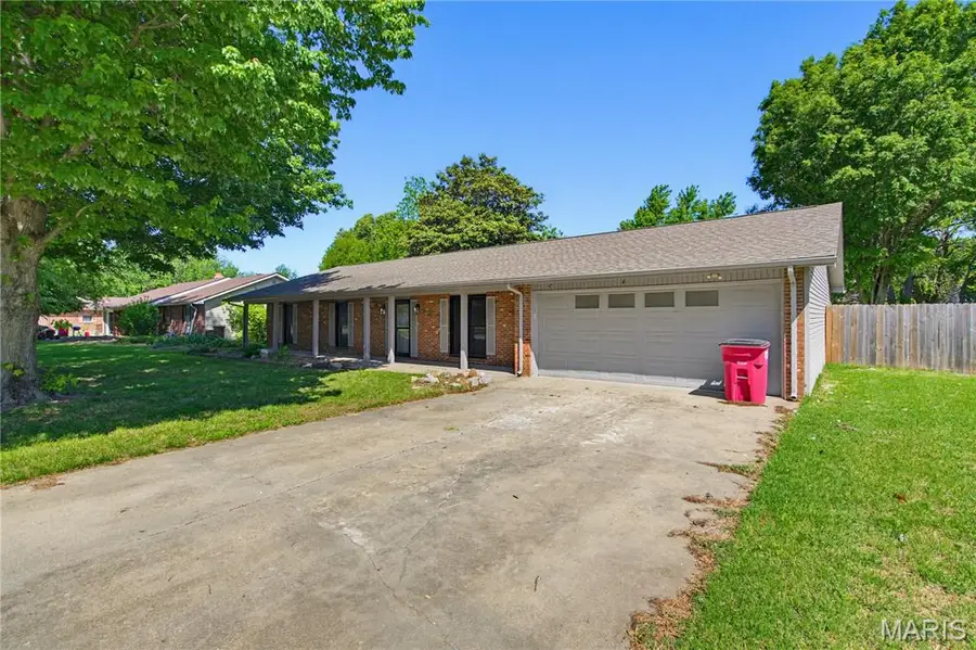 126 Bradley Drive, Sikeston, MO 63801 - #2