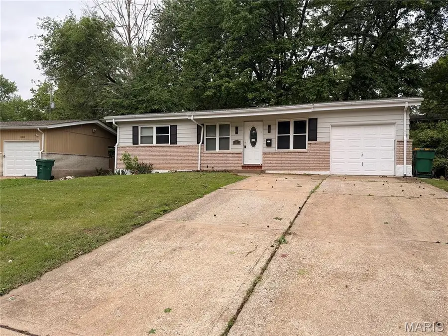 10815 Vorhof Drive, Saint Louis, MO 63136 - #2