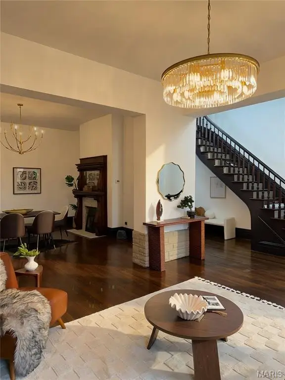 6703 Vermont Avenue, Saint Louis, MO 63111 - #3