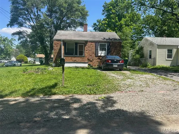 207 Edwards Street, Cahokia, IL 62206