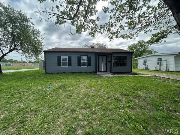 700 Saint Martin Drive, Cahokia, IL 62206