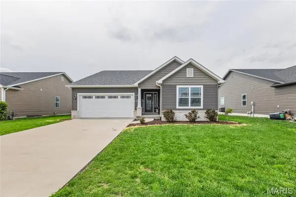 811 Topaz Court, Mascoutah, IL 62258
