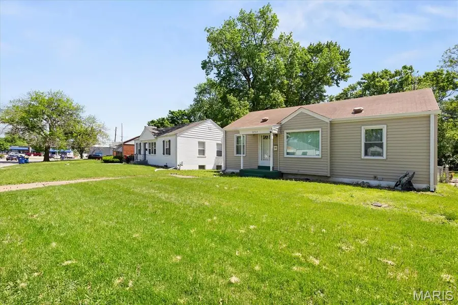 3712 Ashby Road, Saint Ann, MO 63074 - #2