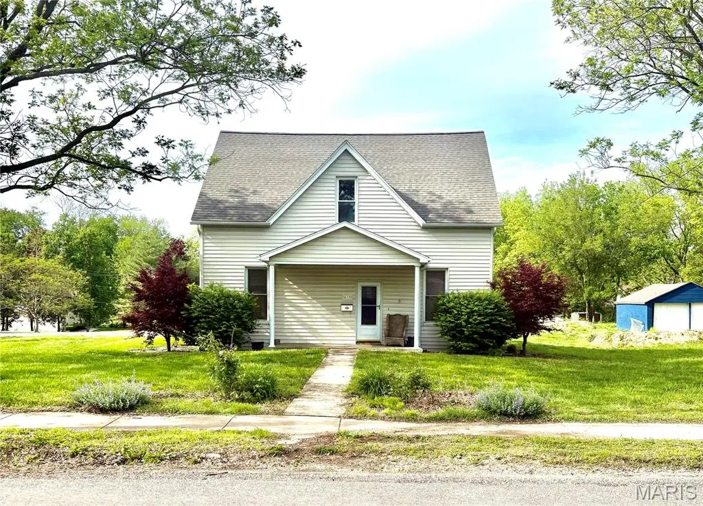610 W Phillips Street, Freeburg, IL 62243 - #1