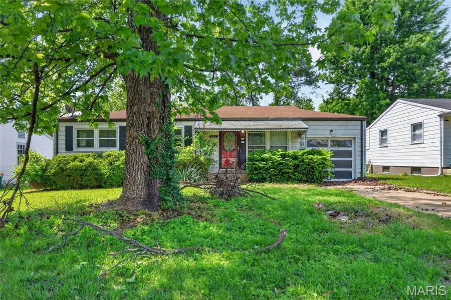 9713 Calumet Drive, Saint Louis, MO 63137 - #3