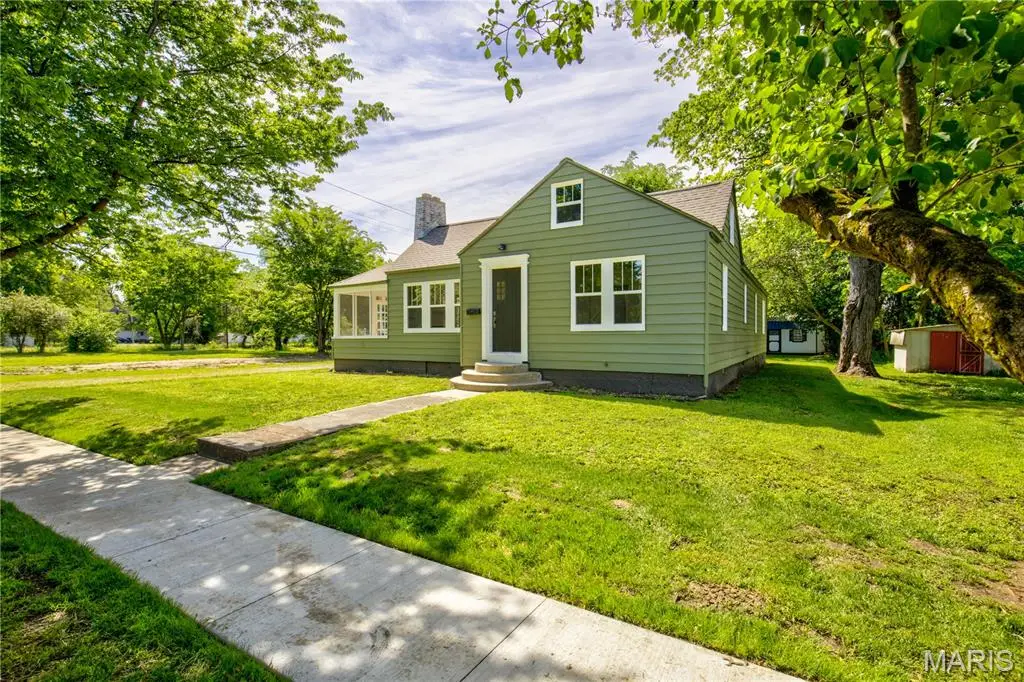 217 Hunter Street, Charleston, MO 63834 - #1
