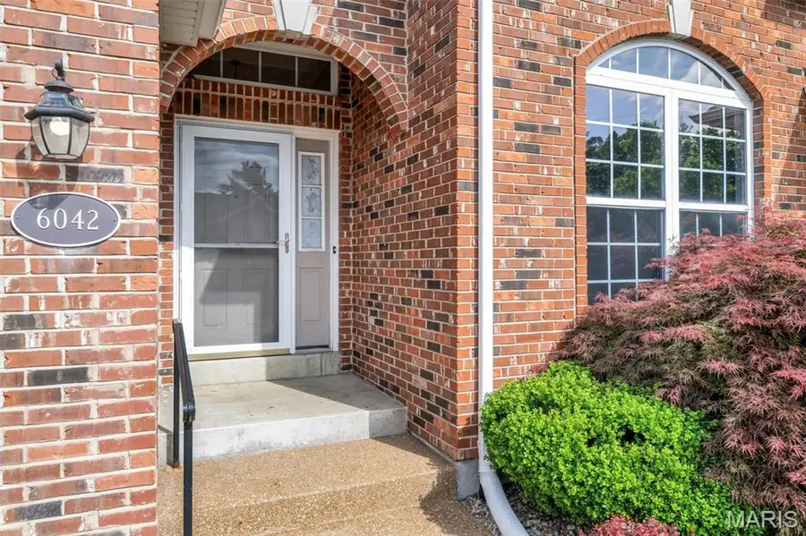 6042 Glennaire Drive #28, Saint Louis, MO 63129 - #3