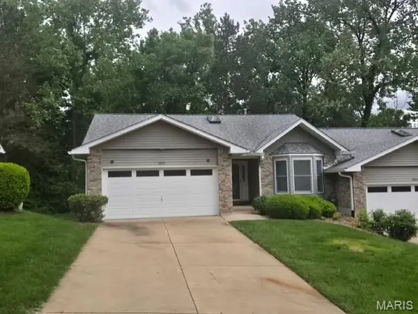 3055 Oakmont Court, St Charles, MO 63301