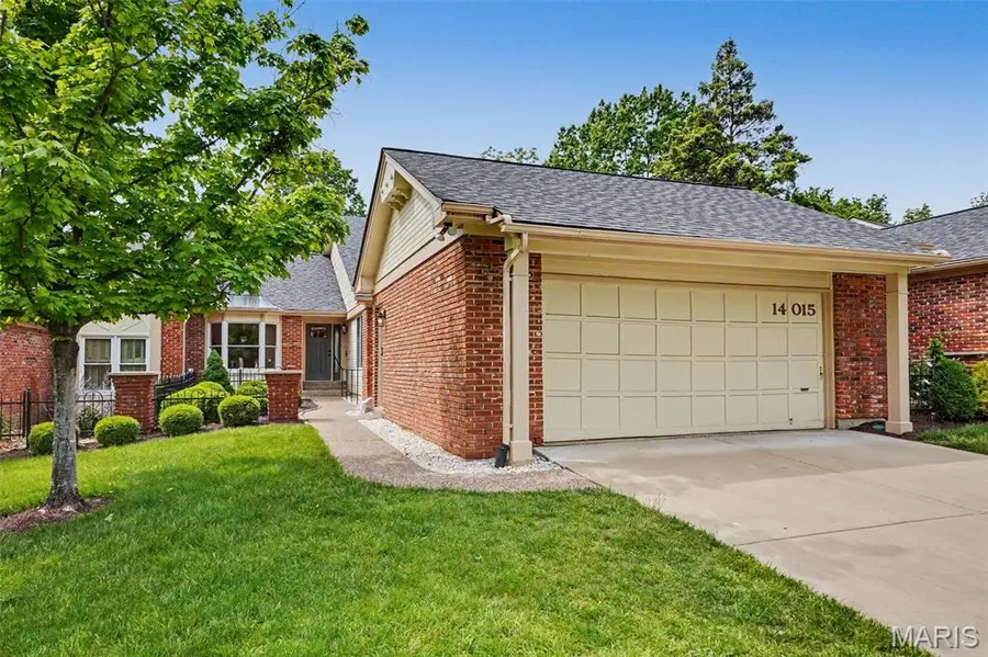 14015 Baywood Villages Drive, Chesterfield, MO 63017 - #2
